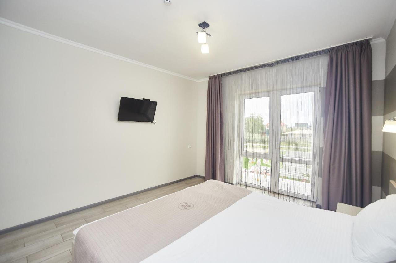 Family Hotel Happy Inn Zatoka Luaran gambar