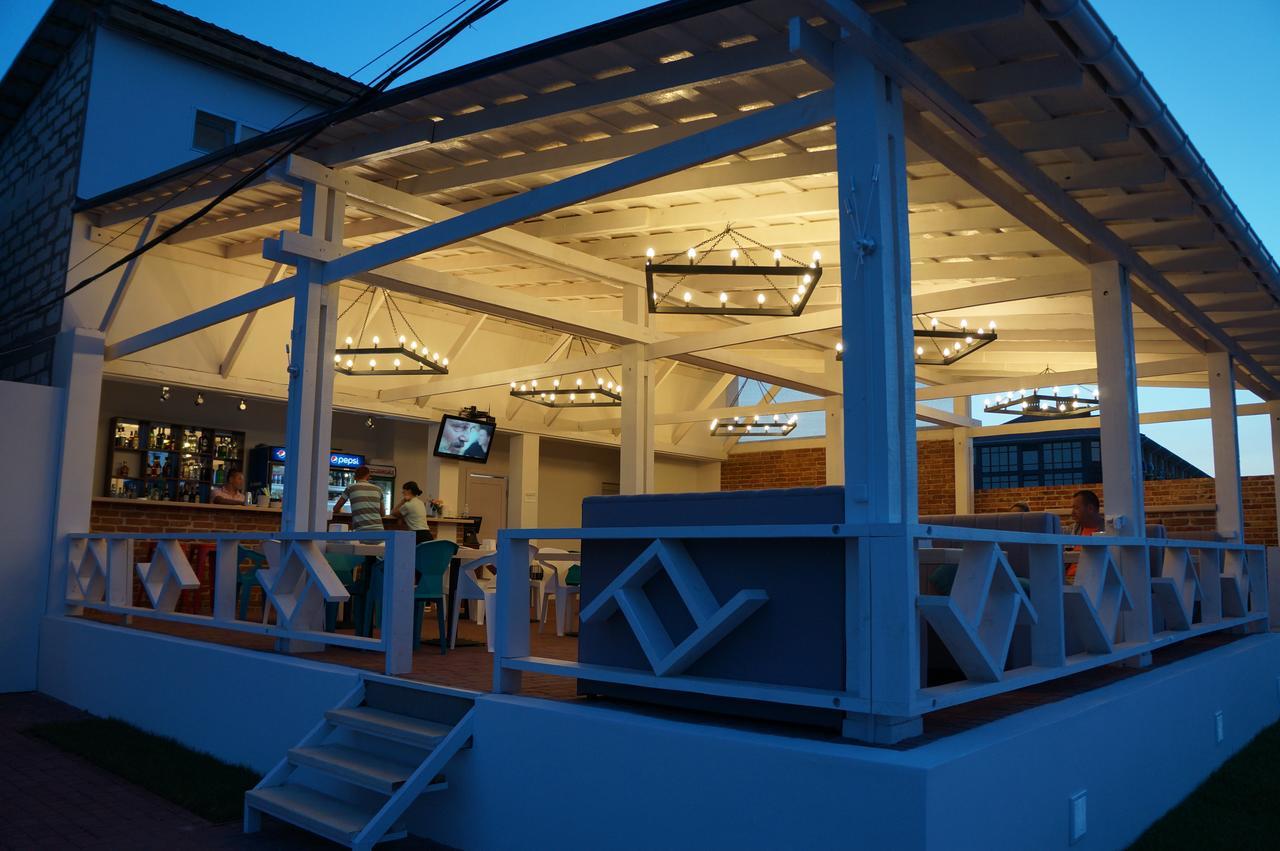 Family Hotel Happy Inn Zatoka Luaran gambar